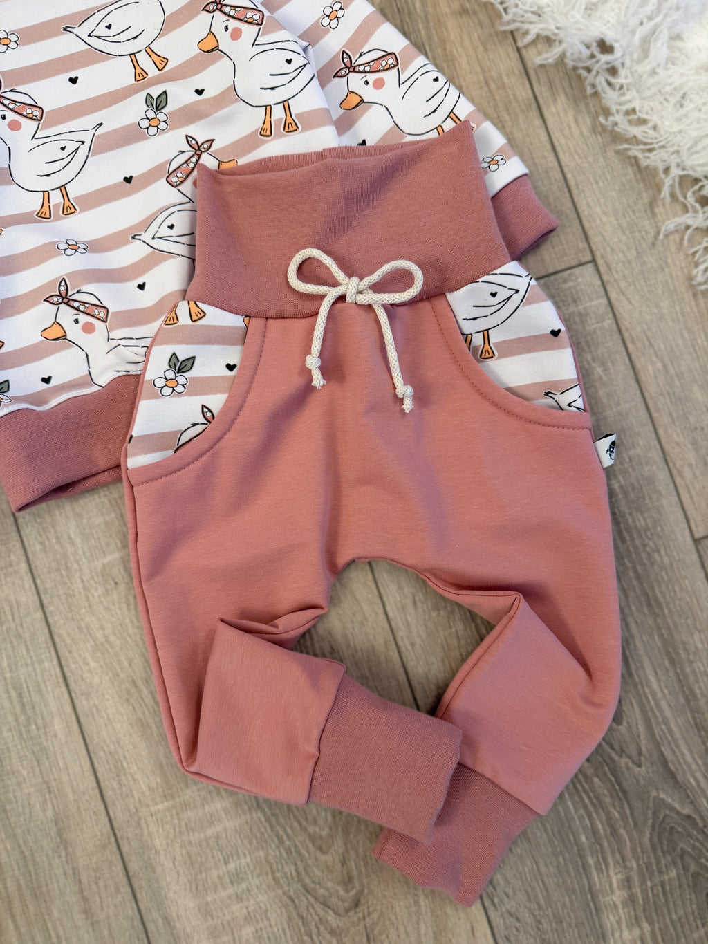 Pullover & Pumphose Set - Gr. 86 - Gänse