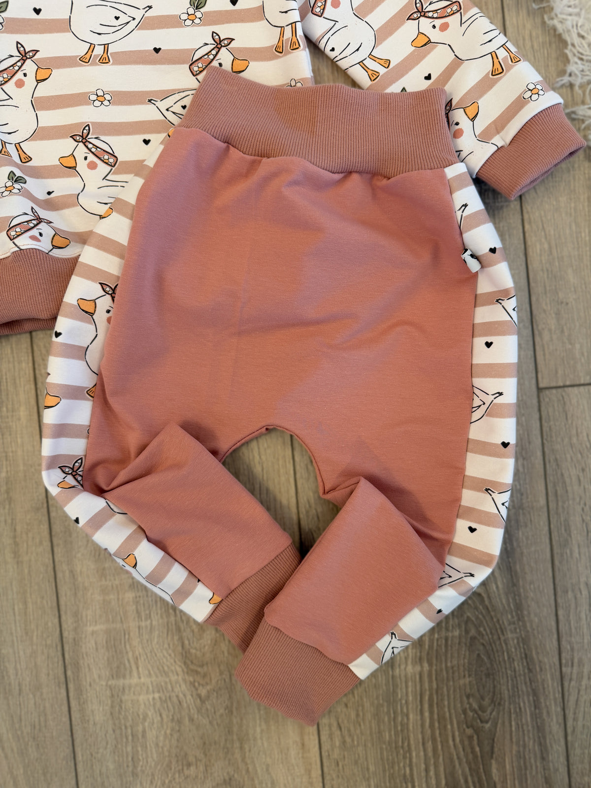 Pullover & Pumpster Pumphose Set - Gr. 98 - Gänse
