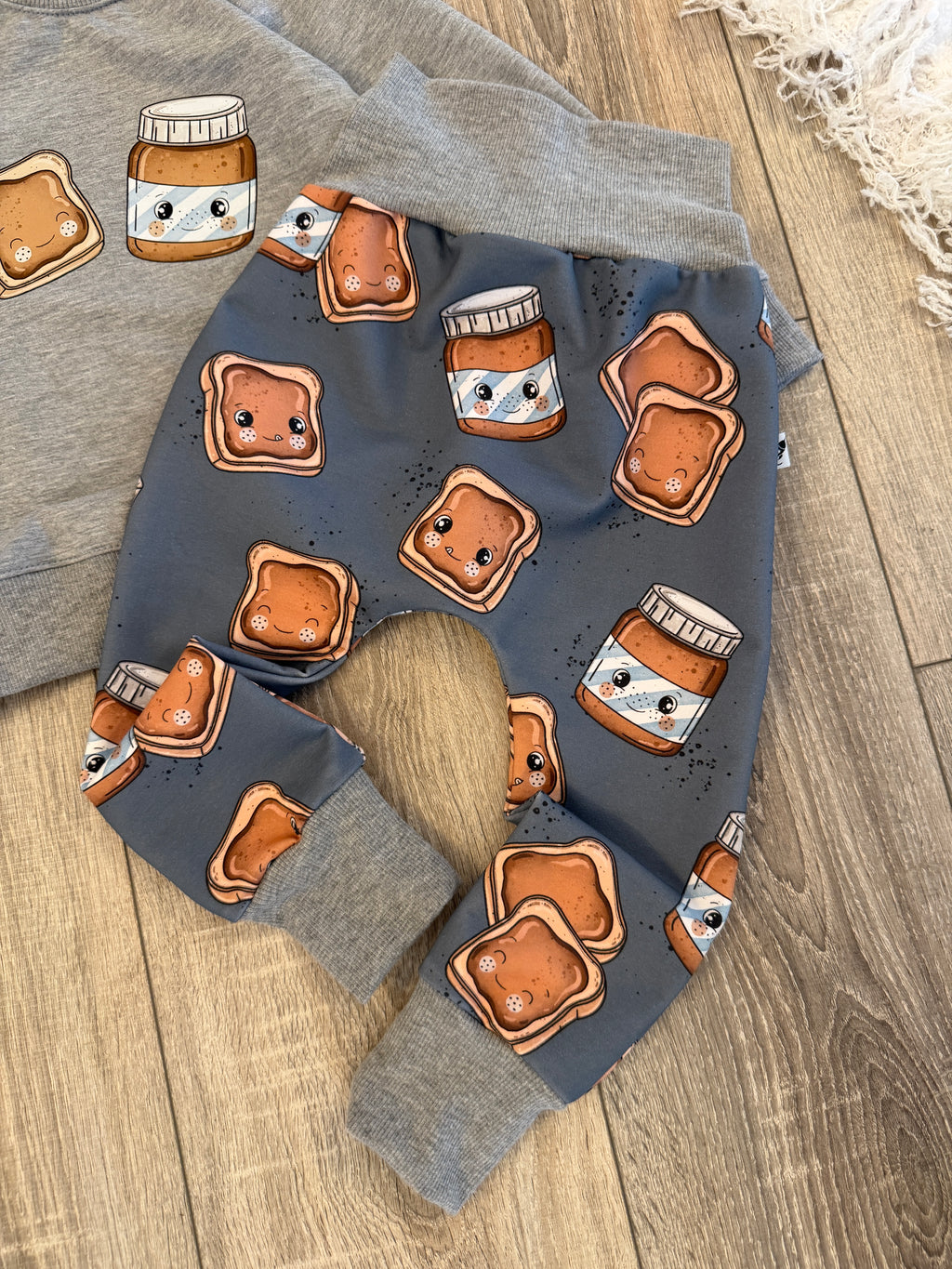 Pullover & Pumphose Set - Gr. 98 - Schoko Toast