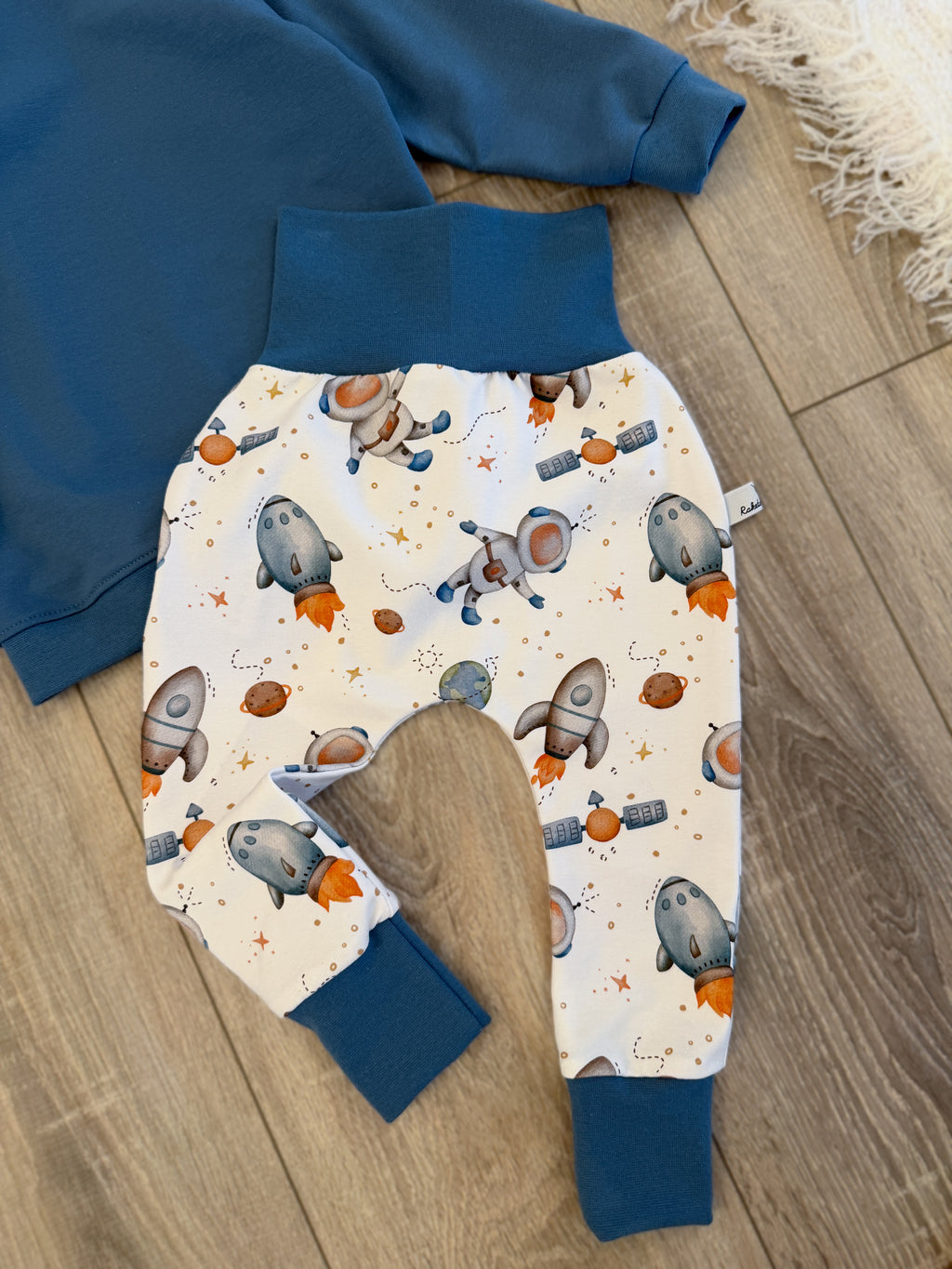 Pullover & Pumphose Set - Gr. 86 - Raketen