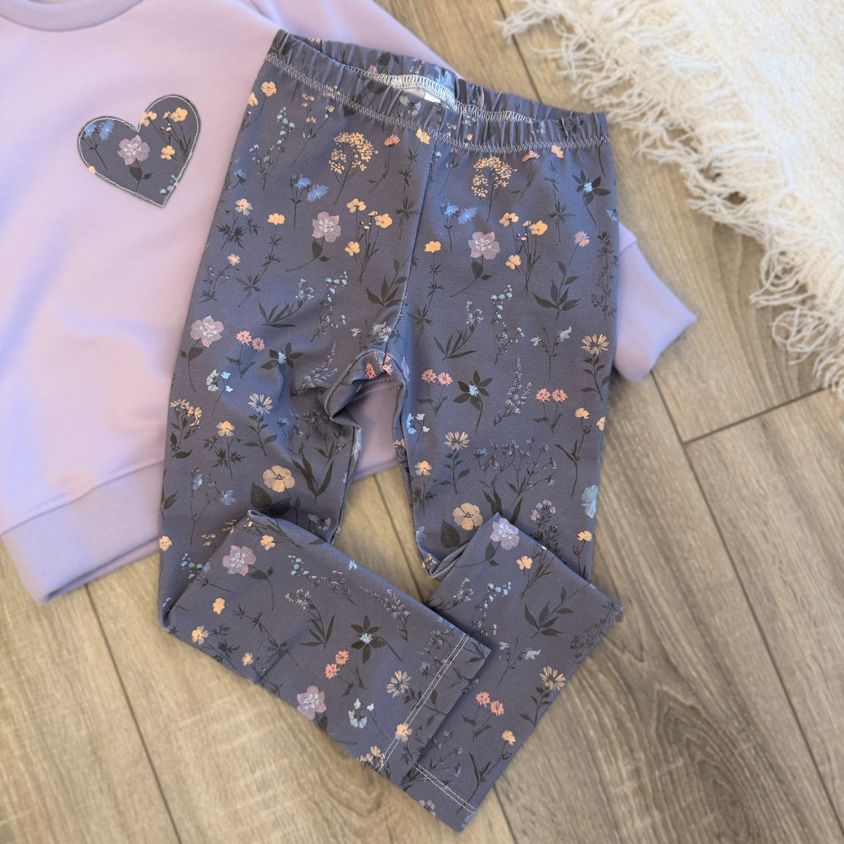 Pullover & Leggins Set - Gr. 104 - Blumen dunkel
