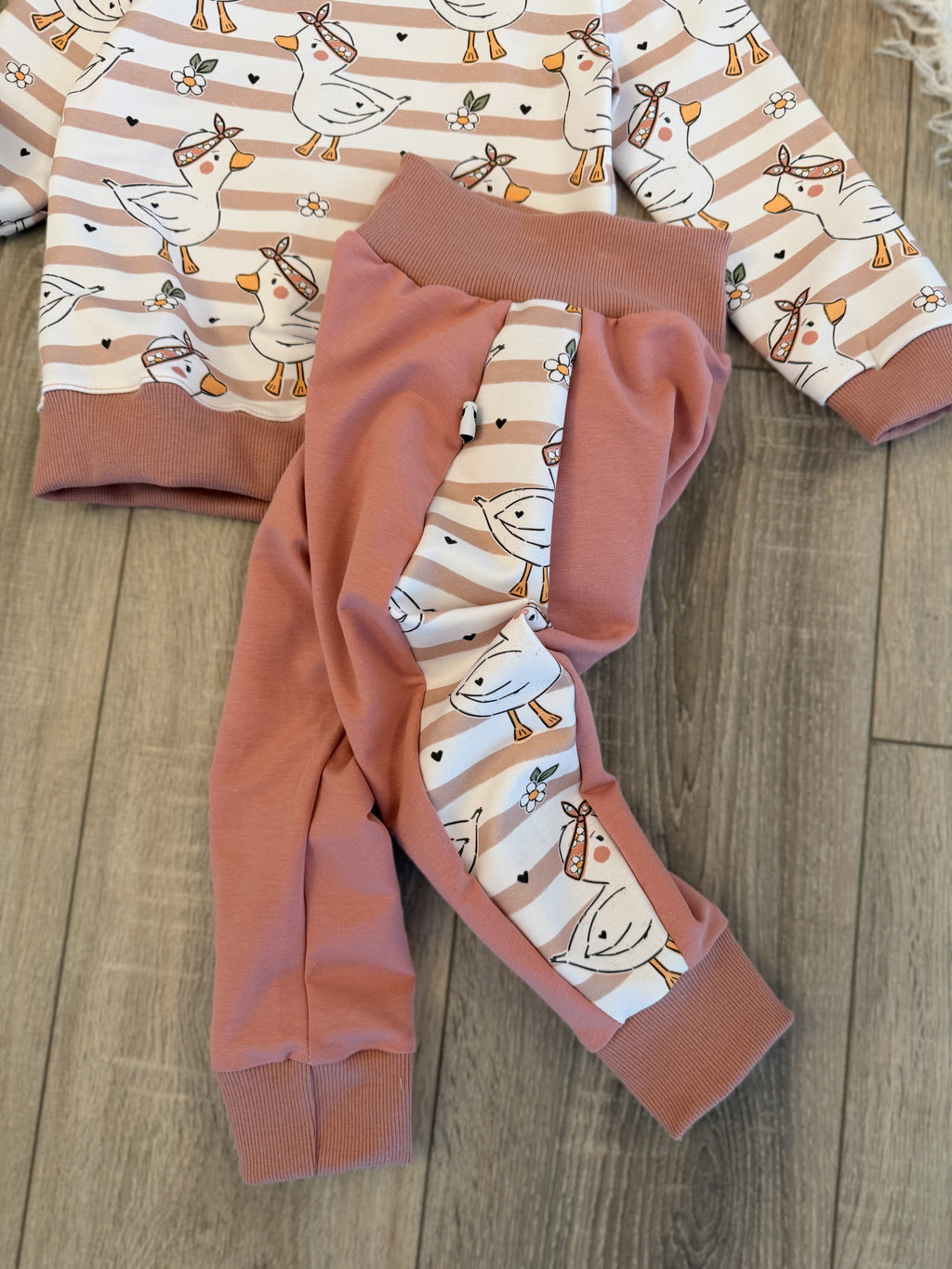 Pullover & Pumpster Pumphose Set - Gr. 98 - Gänse