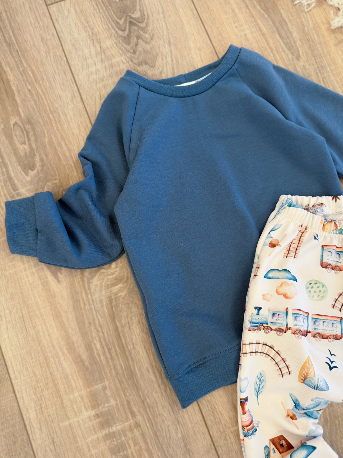 Pullover & Slim Harem Set - Gr. 86 - Zug