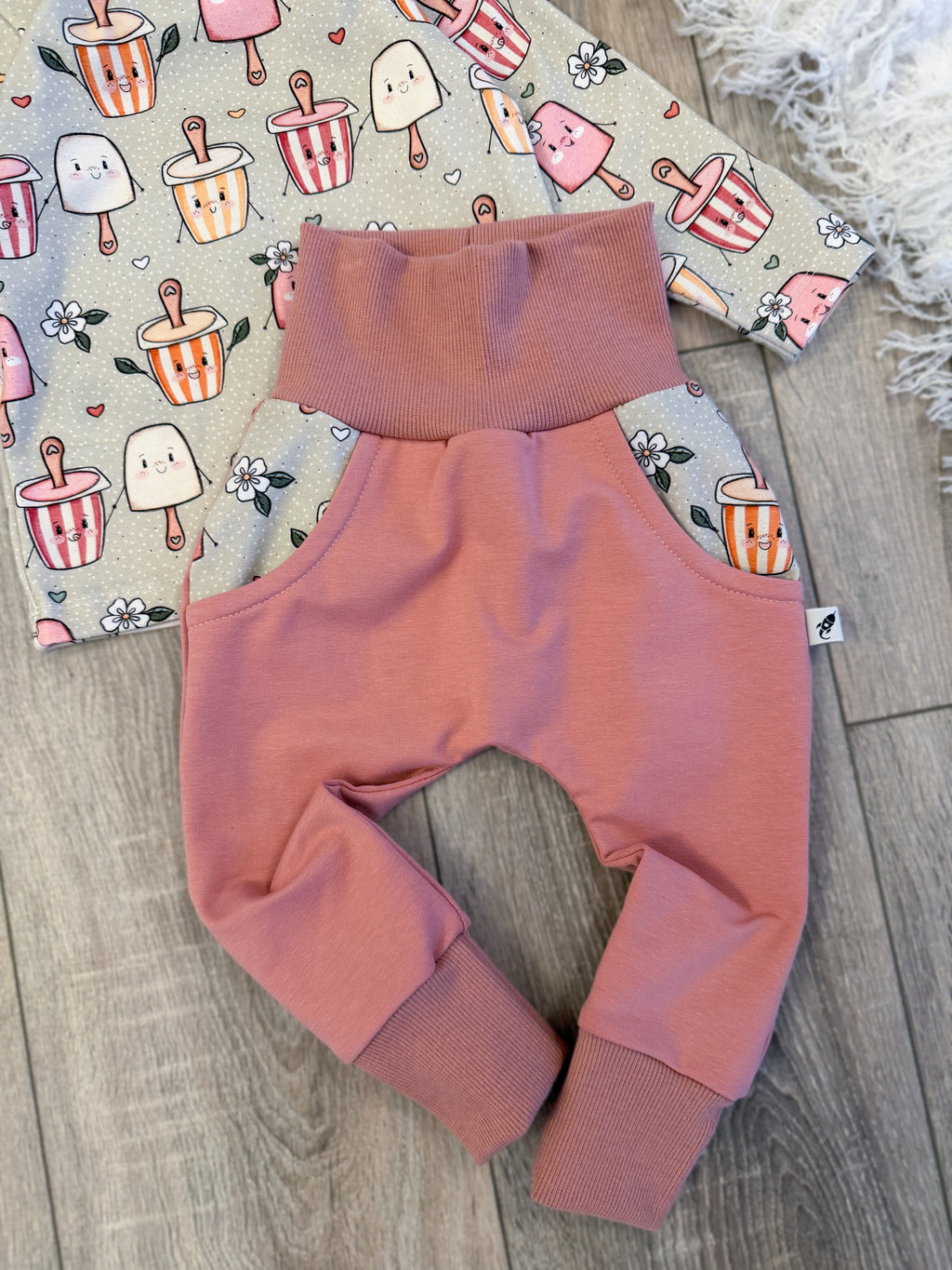 Longsleeve & Pumphose Set - Gr. 80 - Kindheitserinnerungen