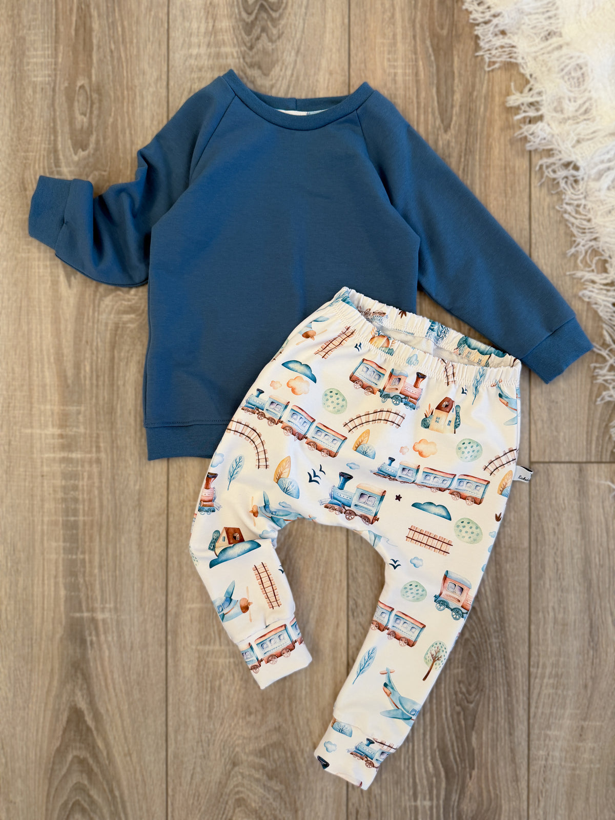 Pullover & Slim Harem Set - Gr. 86 - Zug