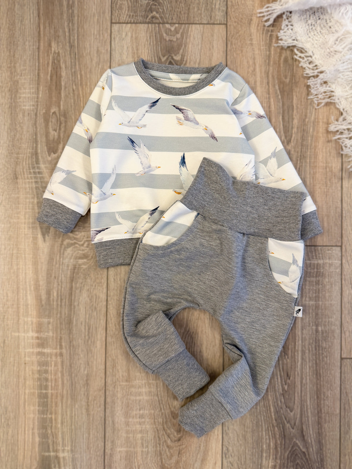 Pullover & Pumphose Set - Gr. 80 - Möwen/Streifen